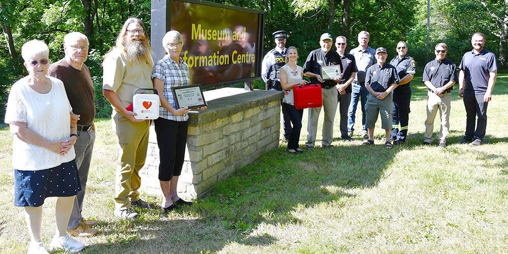 Presentation of defibrillators at Rock Glen Conservation Area.